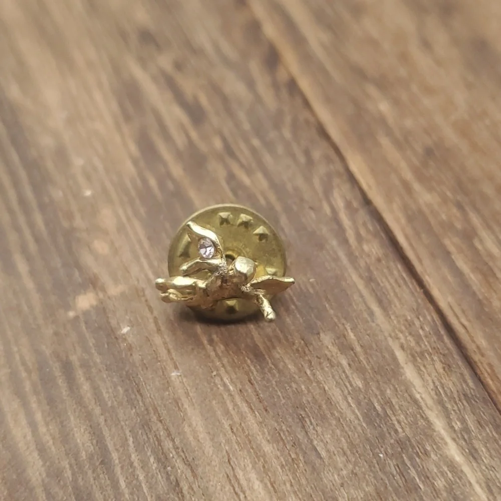 B662 guardian angel cherub pin‎
